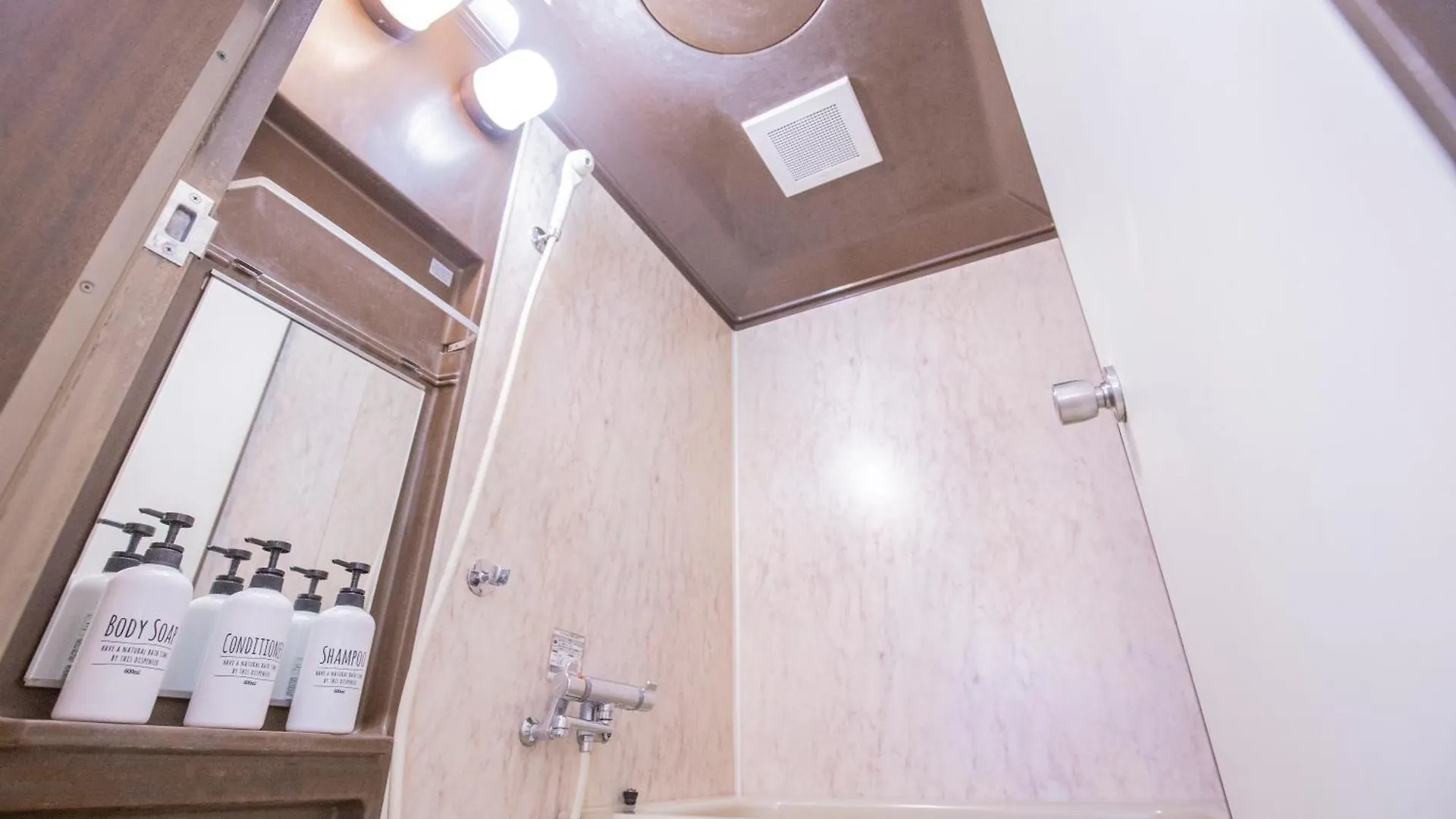 Shinjuku Ryokan Retreat丶local Tokyo Experience & Short Trips Hub丶walk To Shinjuku Station S02C Apartment Japan
