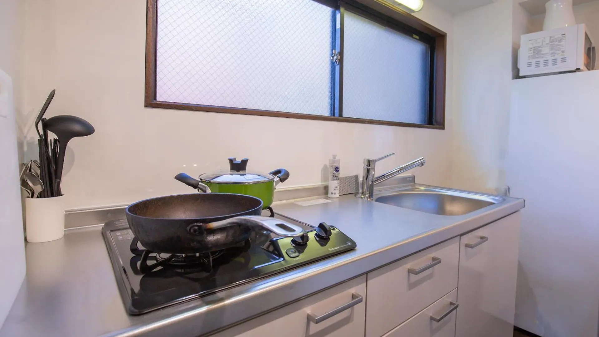 Shinjuku Ryokan Retreat丶local Tokyo Experience & Short Trips Hub丶walk To Shinjuku Station S02C Apartment
